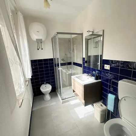 Guest house Moncici House *
