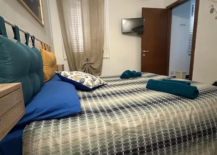 Moncici House 3*